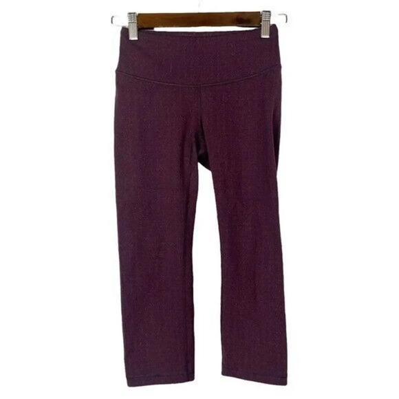 Lucy Burgundy Red Low Rise Cropped Athletic Leggings XS - Picture 1 of 3